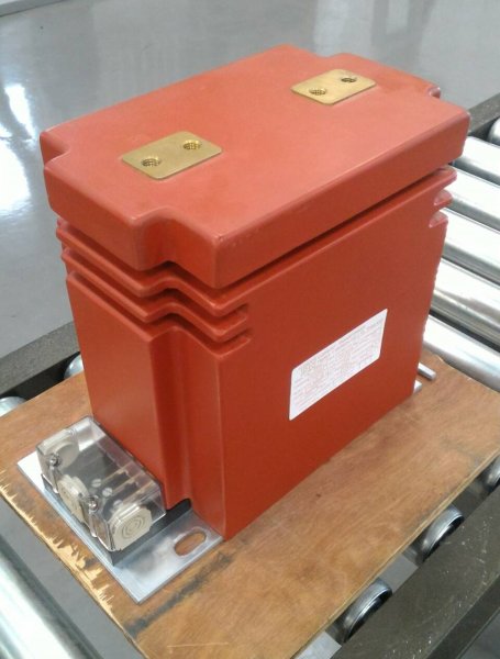 การพัฒนาผลิตภัณฑ์หม้อแปลงใหม่ชนิด Cast Resin Current Transformer